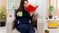 Alasan Orang Bayar Joki Baca Buku, dari Hemat Waktu hingga Membangun Citra Diri di Medsos