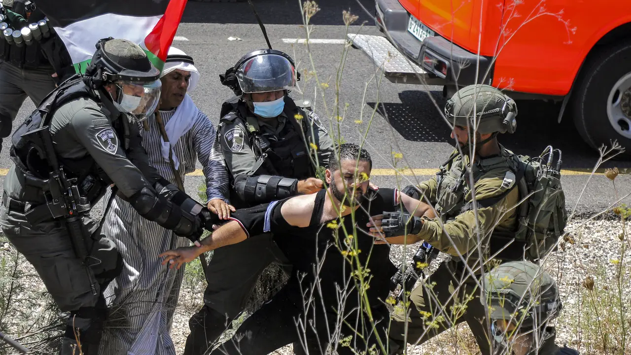 Protes Pembukaan Lahan Israel, Pengunjuk Rasa Palestina Ditangkapi