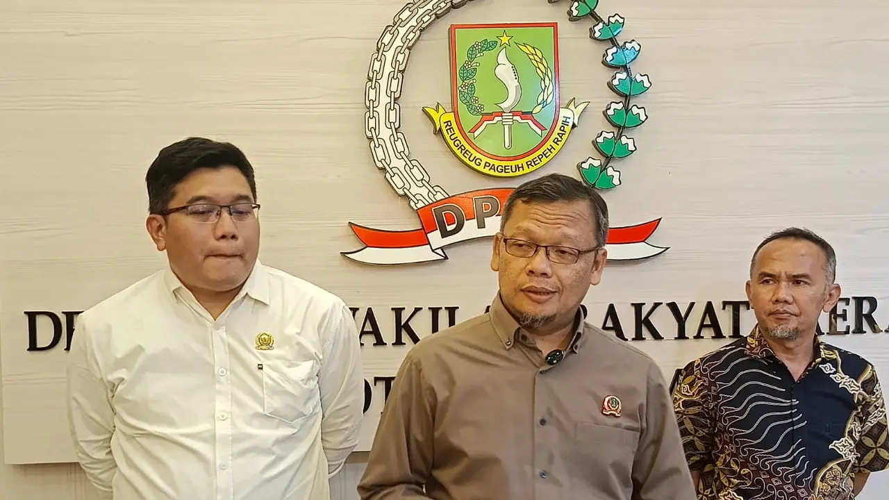 DPRD tuntut walikota sukabumi meminta maaf
