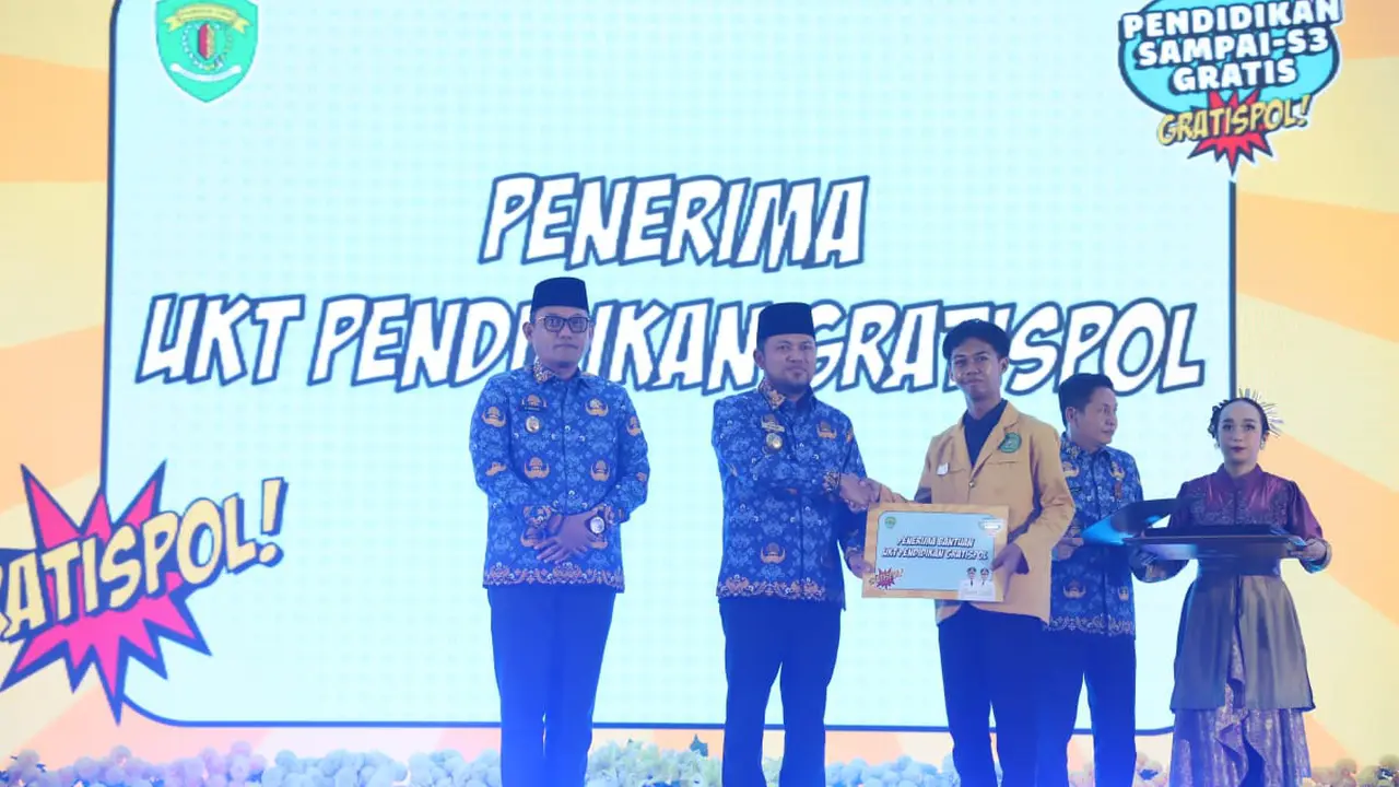 Pemprov Kaltim menyalurkan bantuan Uang Kuliah Tunggal (UKT) Gratispol sebesar Rp44 miliar kepada 32.853 mahasiswa dari tujuh perguruan tinggi negeri dan swasta di Kaltim. (Istimewa)
