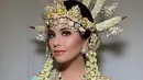 Cantik paripurna, bagaimana menurutmu penampilan Annisa Pohan satu ini, Sahabat Fimela?  [@barry_irawan].