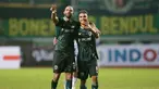 Persebaya Surabaya mengawali kiprahnya di BRI Liga 1 2022/2023 dengan kekalahan 0-1 dari tuan rumah Persikabo 1973 dalam laga yang digelar di Stadion Pakansari, Bogor, Senin (25/7/2022) malam WIB. Gol tunggal kemenangan Laskar Padjajaran dicetak oleh legiun asing asal Brasil Gustavo Tocantins melelui eksekusi penalti di menit ke-54. (Bola.com/M Iqbal Ichsan)