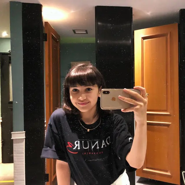 Putuskan Vakum Demi Pendidikan, Ini 6 Potret Perjalanan Karier Sandrinna Michelle