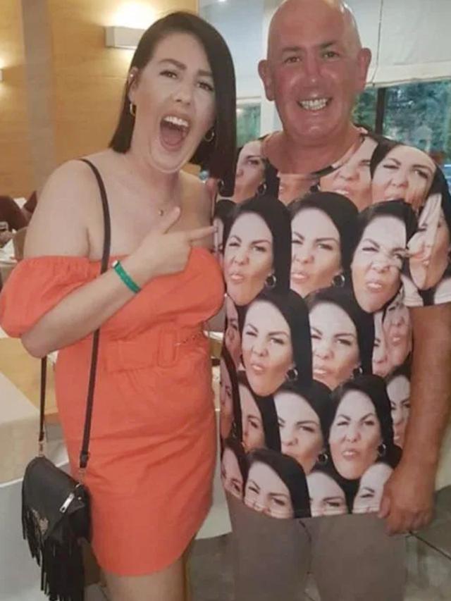 Agar Putrinya Tidak Digoda, Ayah Cetak Baju Renang Bergambar Wajahnya