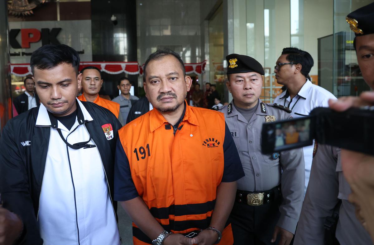 Bupati Pemalang  Ditahan Usai OTT KPK