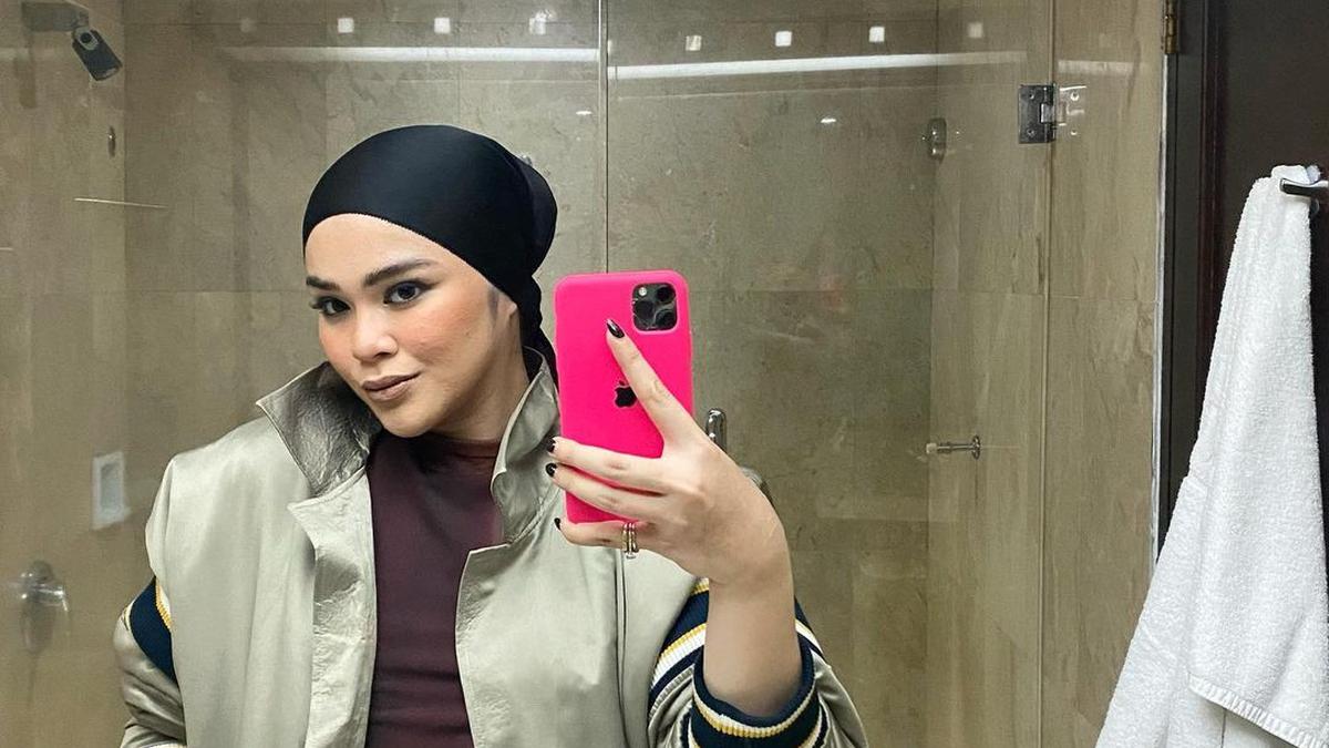 Bingung Cari Gaya Hijab? Ini 5 Opsi Kece ala Sivia Azizah yang Bikin All Eyes on You!