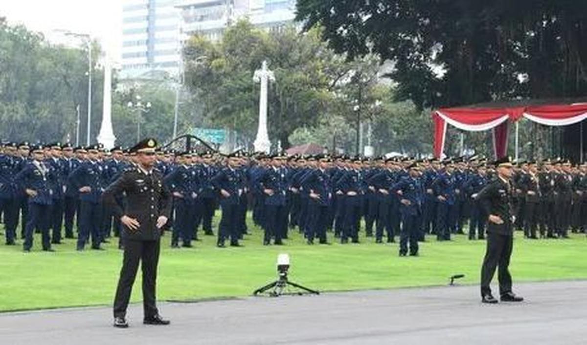 Tak Diterima karena Kurang Tinggi