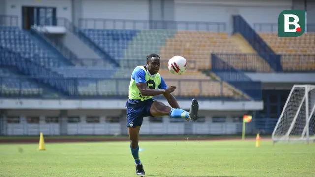 Victor Igbonefo