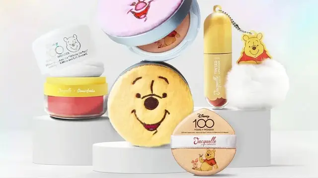 Bag Charm Berevolusi dari Hand Sanitizer, Lipstik, sampai Inhaeler, Semua Bisa Digantung