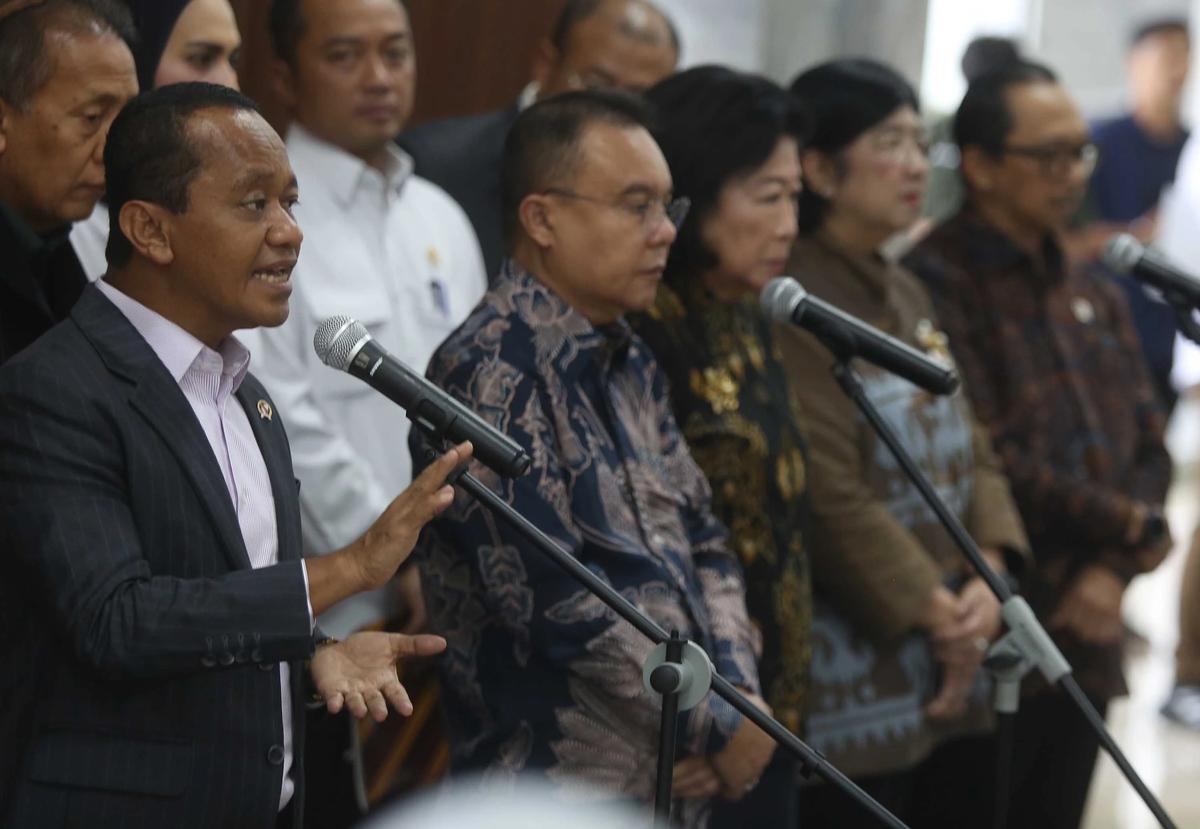 FOTO: DPR Bahas Mitigasi Ekonomi Bersama Pemerintah