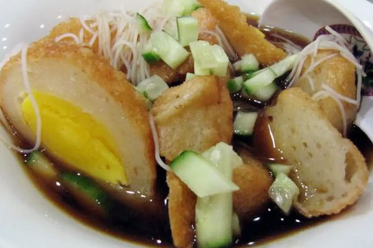 Nggak Perlu Pergi ke Palembang, Ini Resep Pempek yang Ciamik!