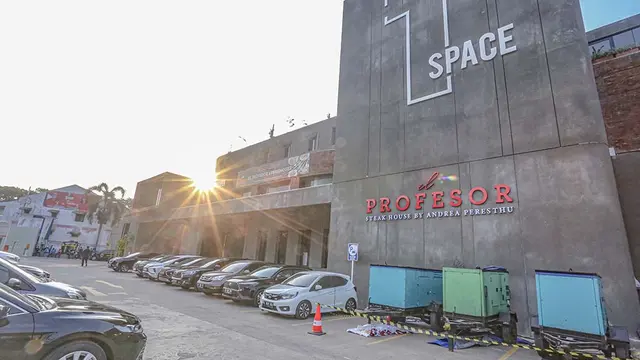 Gedung T Space milik Tompi. (Foto: Dok. Koleksi Pribadi)
