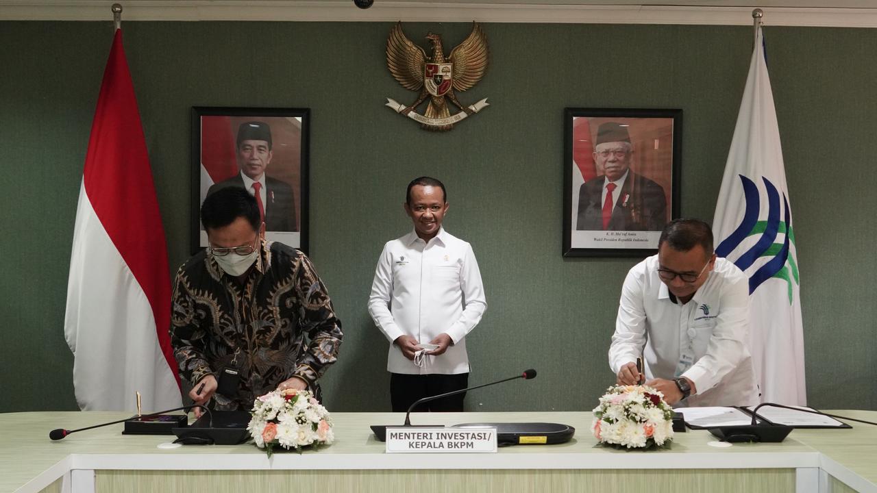 Kementerian Investasi/Badan Koordinasi Penanaman Modal (BKPM) berkolaborasi dengan PT Permodalan Nasional Madani (PNM) guna pengembangan perizinan berusaha bagi UMKM. (Dok BKPM)