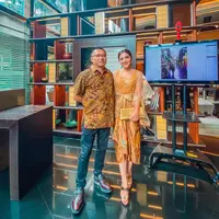 Sempat dikabarkan putus, ternyata Aurel Hermansyah dan Atta Halilintar justru hadir membawa kabar bahagia. Keduanya disebut akan menikah sebentar lagi dan tepatnya sebelum bulan Ramadan. Sebagai ibu, Ashanty pun akhirnya buka suara. (Instagram/ashanty_ash)