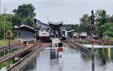KAI Daop 9 Terapkan Rekayasa Pola Operasi KA Akibat Banjir di Pekalongan dan Jakarta