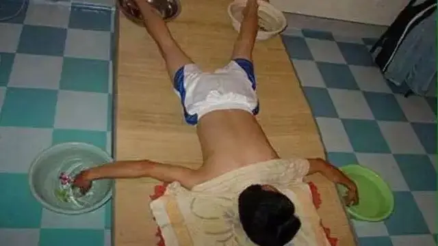 6 Potret Aksi Orang Melawan Hawa Panas Ini Kocak, Bikin Geleng Kepala