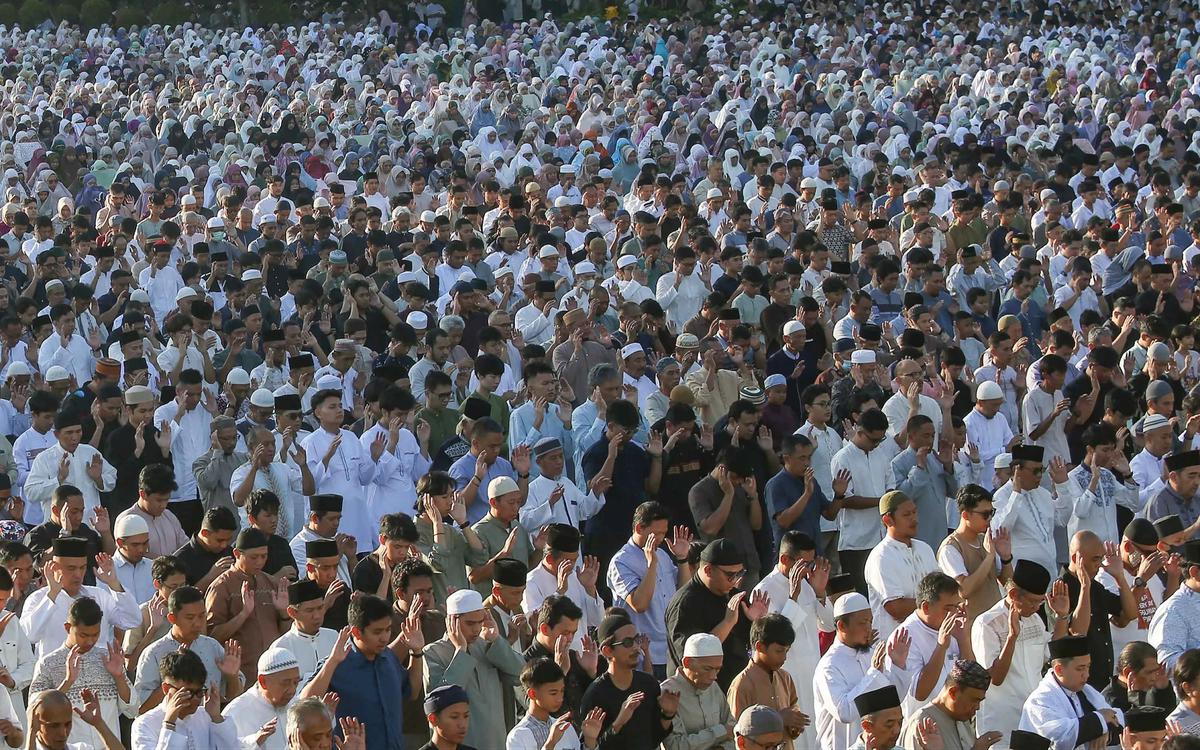 FOTO: Ribuan Jemaah Muhammadiyah Salat Idul Fitri di Bogor
