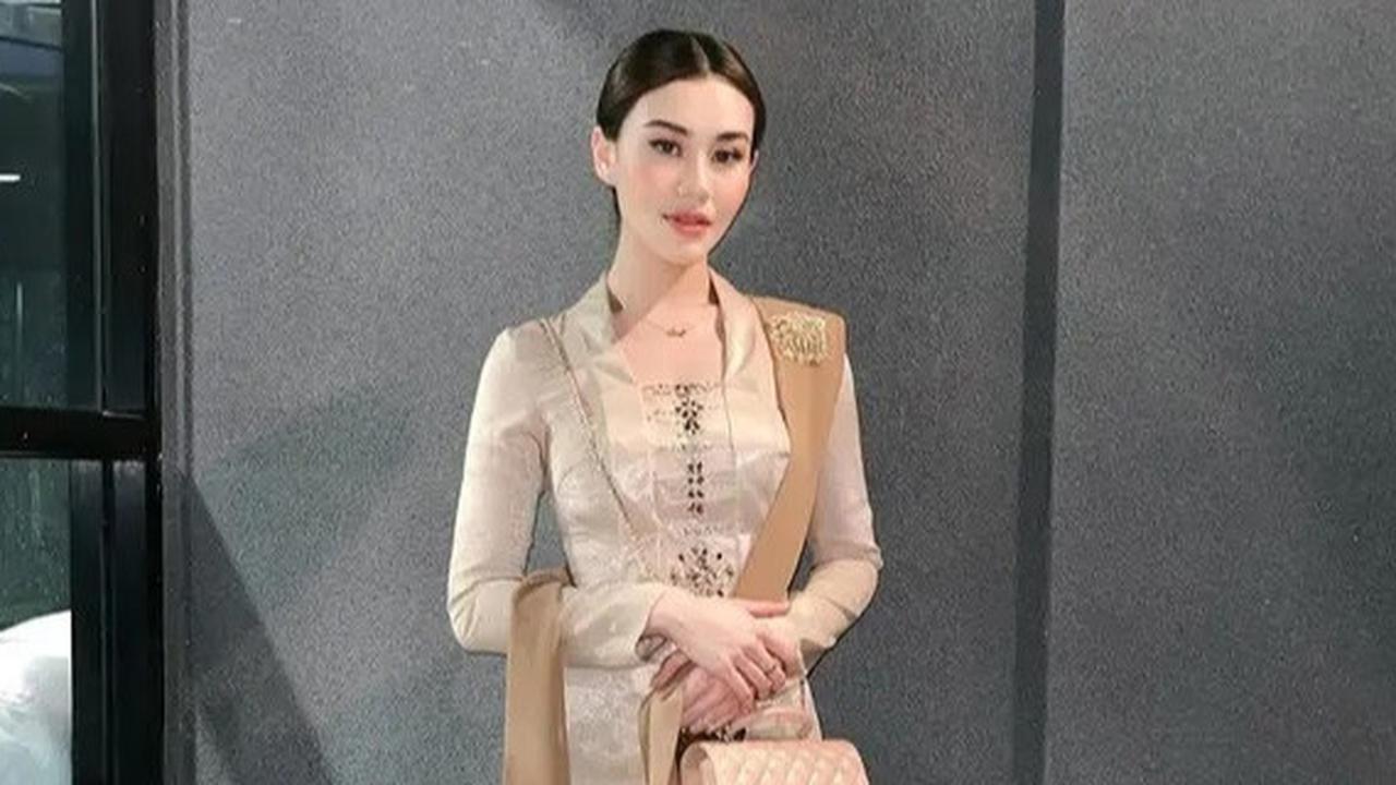 4 Model Kebaya Kutubaru Sederhana yang Terinspirasi dari Artis, Ada Aaliyah Massaid hingga Hesti Purwadinata