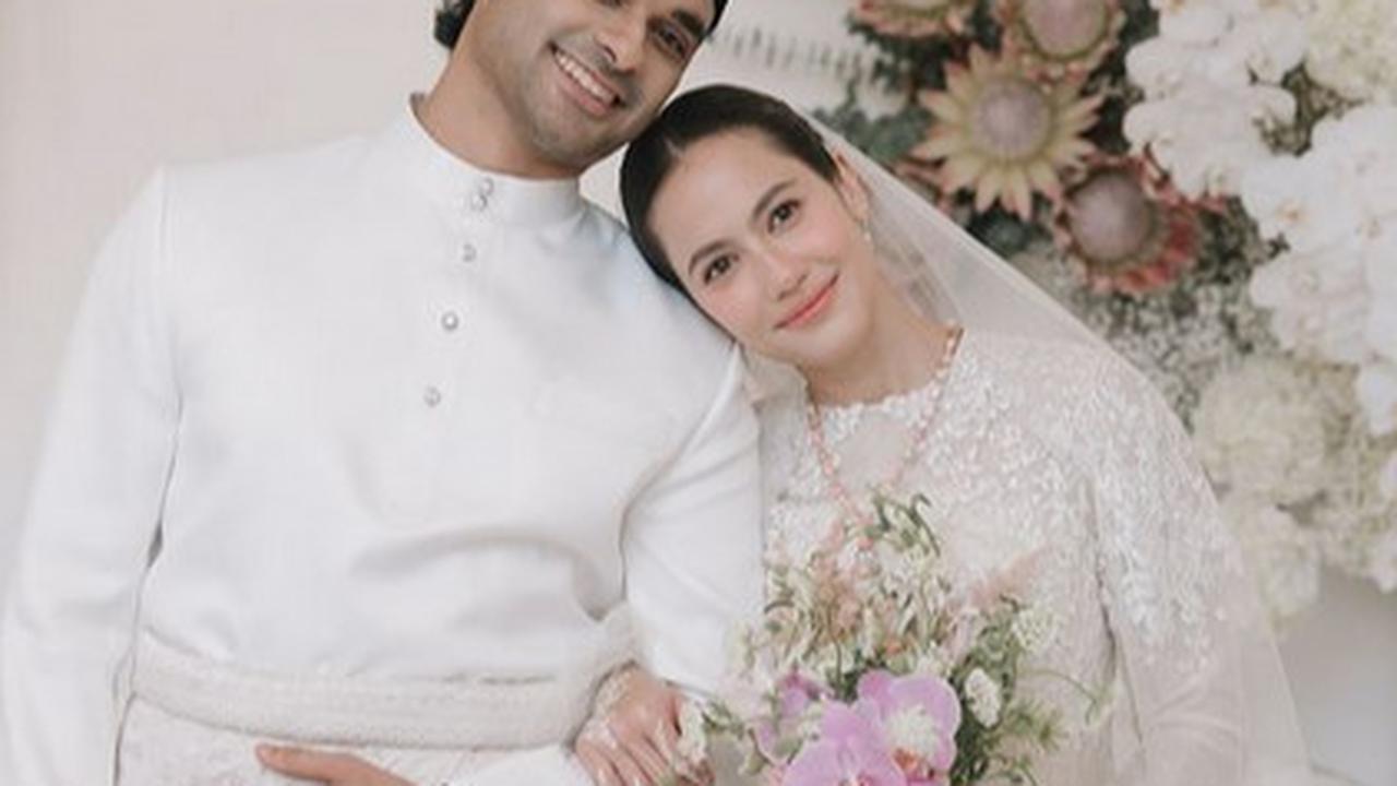 Potret Pevita Pearce Diam-diam Dinikahi Pengusaha asal Malaysia, Digelar Sederhana dengan Mas Kawin 10 Dinar