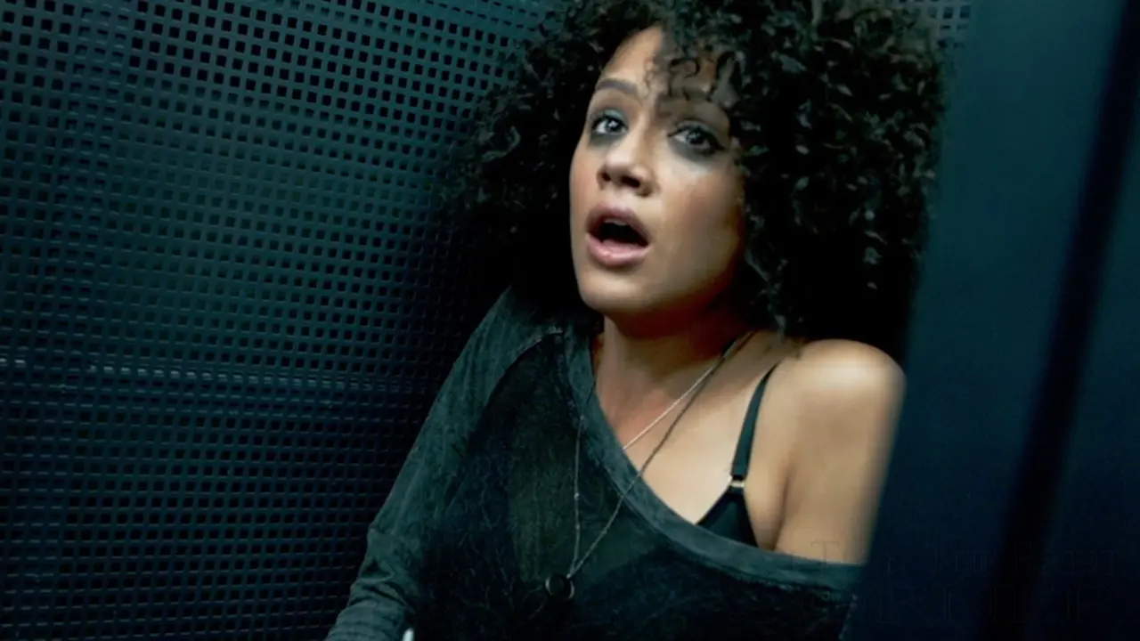 Mengenal Hacker Seksi Fast and Furious 7