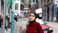 Street Style yang Bold dengan Warna Merah | dok. instagram.com/sashfir