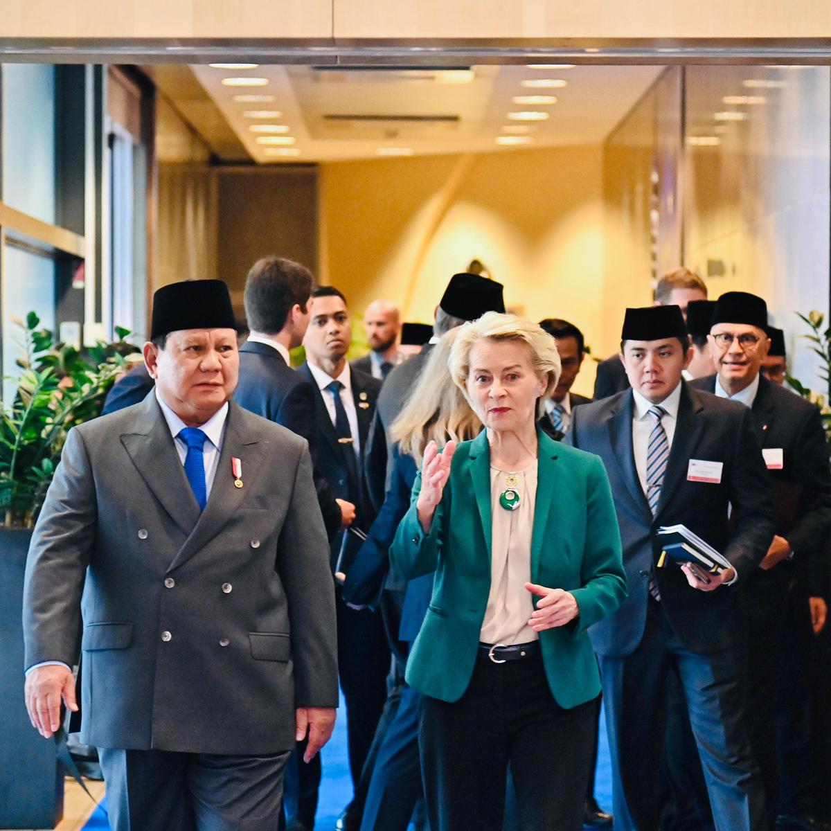 Prabowo Bertemu Presiden Komisi Eropa