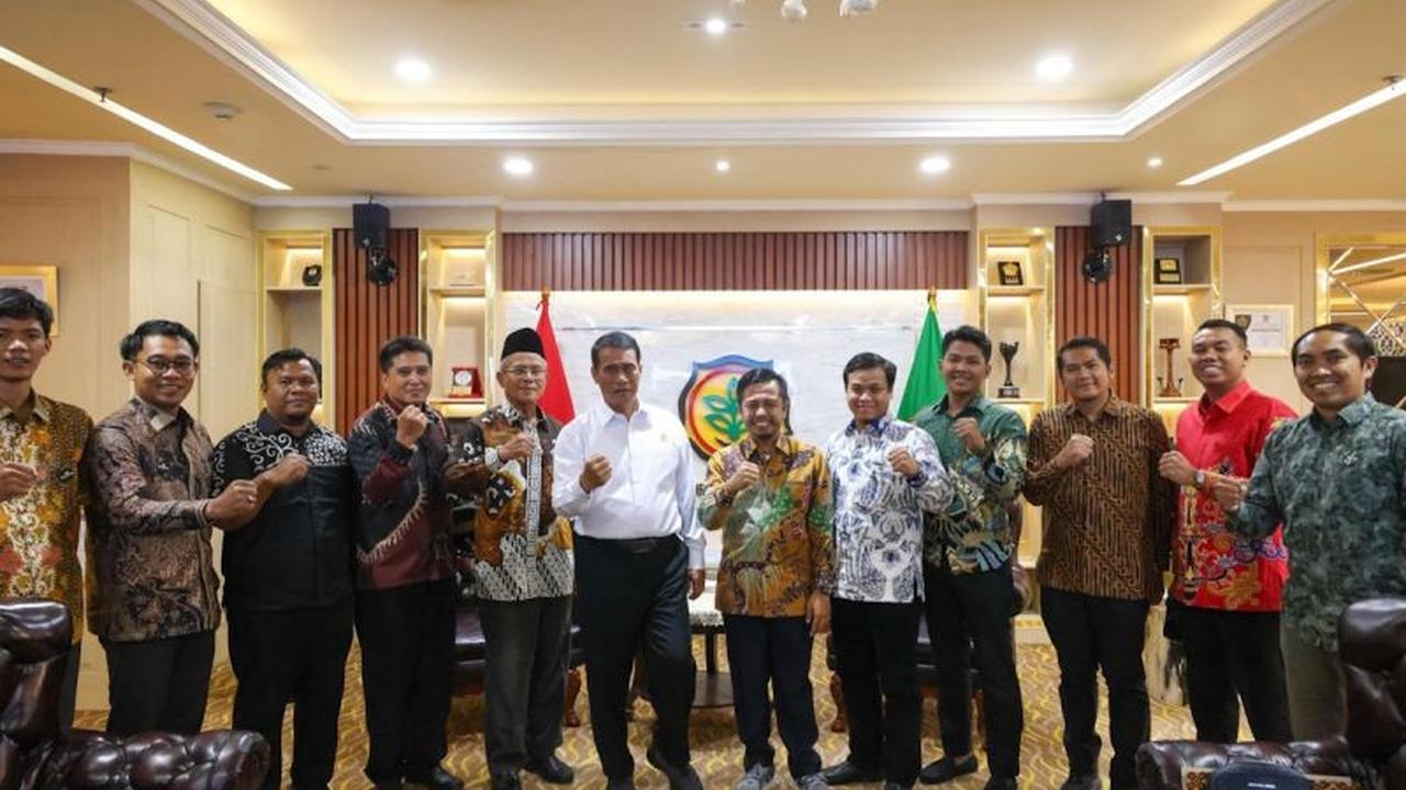 Mentan Tegaskan Komitmen Lawan Mafia Pangan, Bela Petani RI di Garda Terdepan