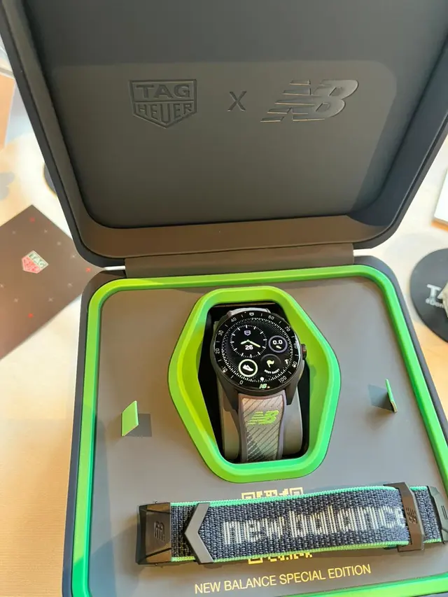 TAG Heuer x New Balance Jadi Simbol Kemewahan Olahraga Lari Lewat Jam Tangan dan Sepatu Lari Edisi Terbatas