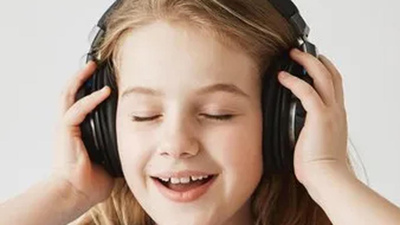 Benarkah Musik Bikin Anak Cerdas? Ini 10 Rekomendasi Lagu Untuk Meningkatkan Kecerdasan Anak