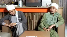 Berdakwah kepada anak muda, tentu berbeda caranya dengan berdakwah kepada orang tua. Sebab, anak muda masih dalam keadaan transisi, masih senang mencoba segala sesuatu. 