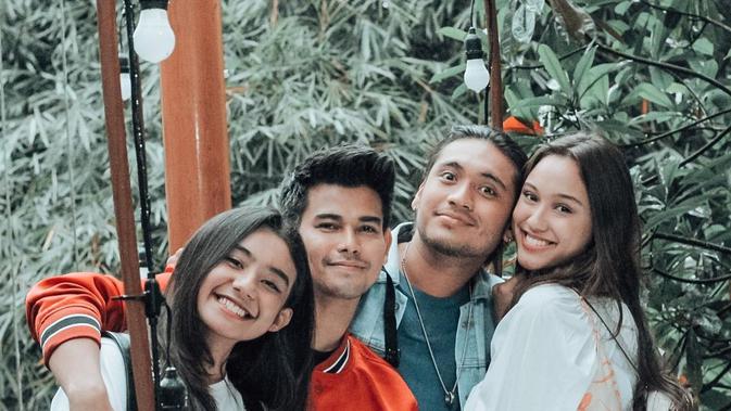 Kebersamaan Pasangan Kekasih dalam Love Story The Series (Sumber: Instagram/consulleo)