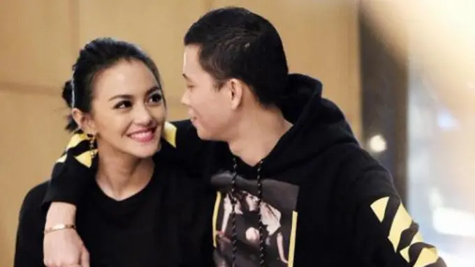 [Bintang] Ririn Ekawati dan Ferry Wijaya