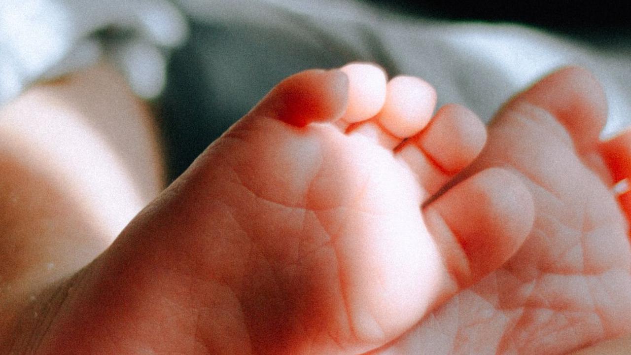 <b>Cara Mengatasi Bayi Cegukan</b>