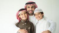 Ilustrasi keluarga muslim. Credit: freepik.com