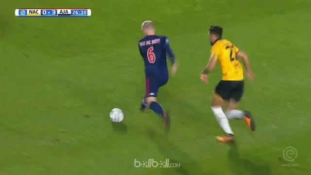Ajax Amsterdam pesta gol di markas NAC Breda 8 gol tanpa balas. This video is presented by Ballball.