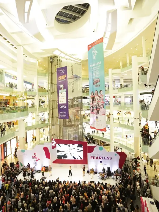 Maliq & D'essentials -Fimela Fest 2019 (Bambang E Ros/Fimela.com)