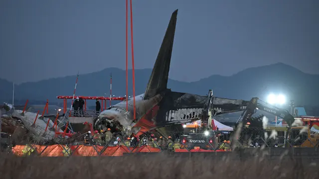 Upaya Pencarian dan Penyelamatan Korban Pesawat Jeju Air Terus Dilakukan