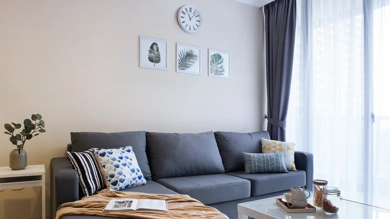 5 Kebiasaan agar Sofa di Rumah Panjang Usia