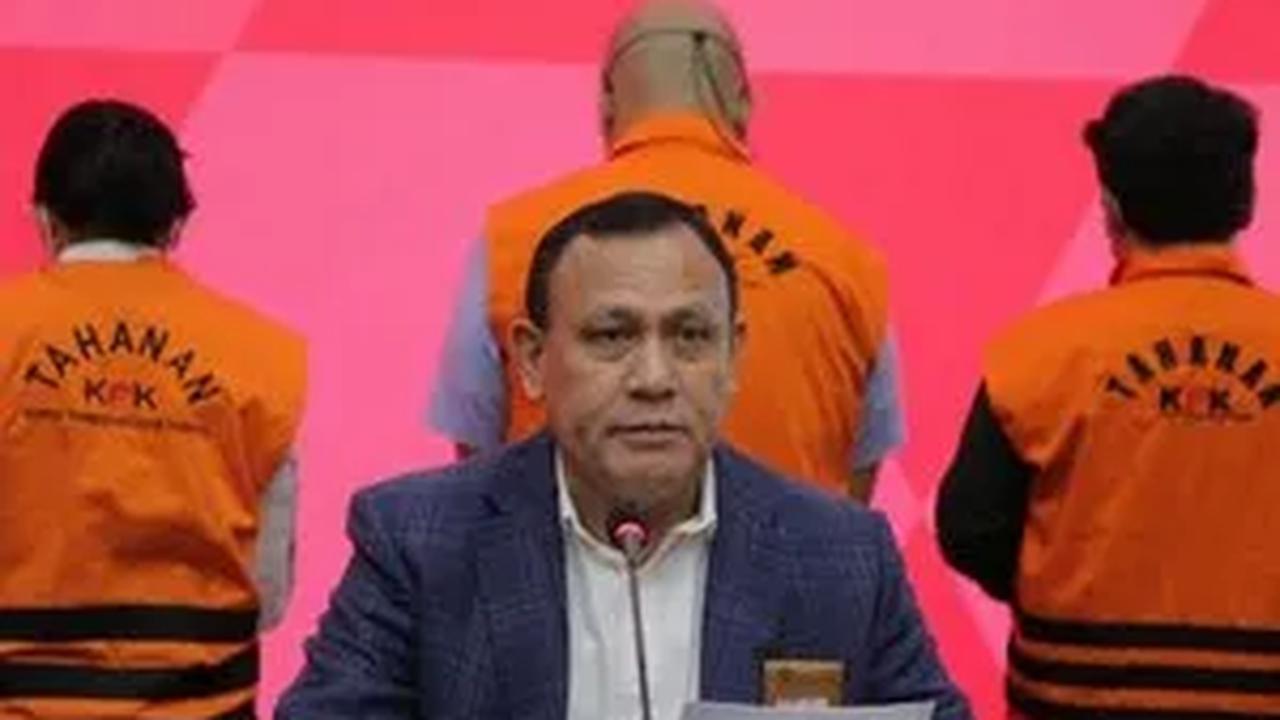 Ketua Komisi Pemberantasan Korupsi (KPK) Firli Bahuri buka suara soal gaduh penetapan tersangka Kepala Basarnas Marsekal Madya Henri Alfandi.