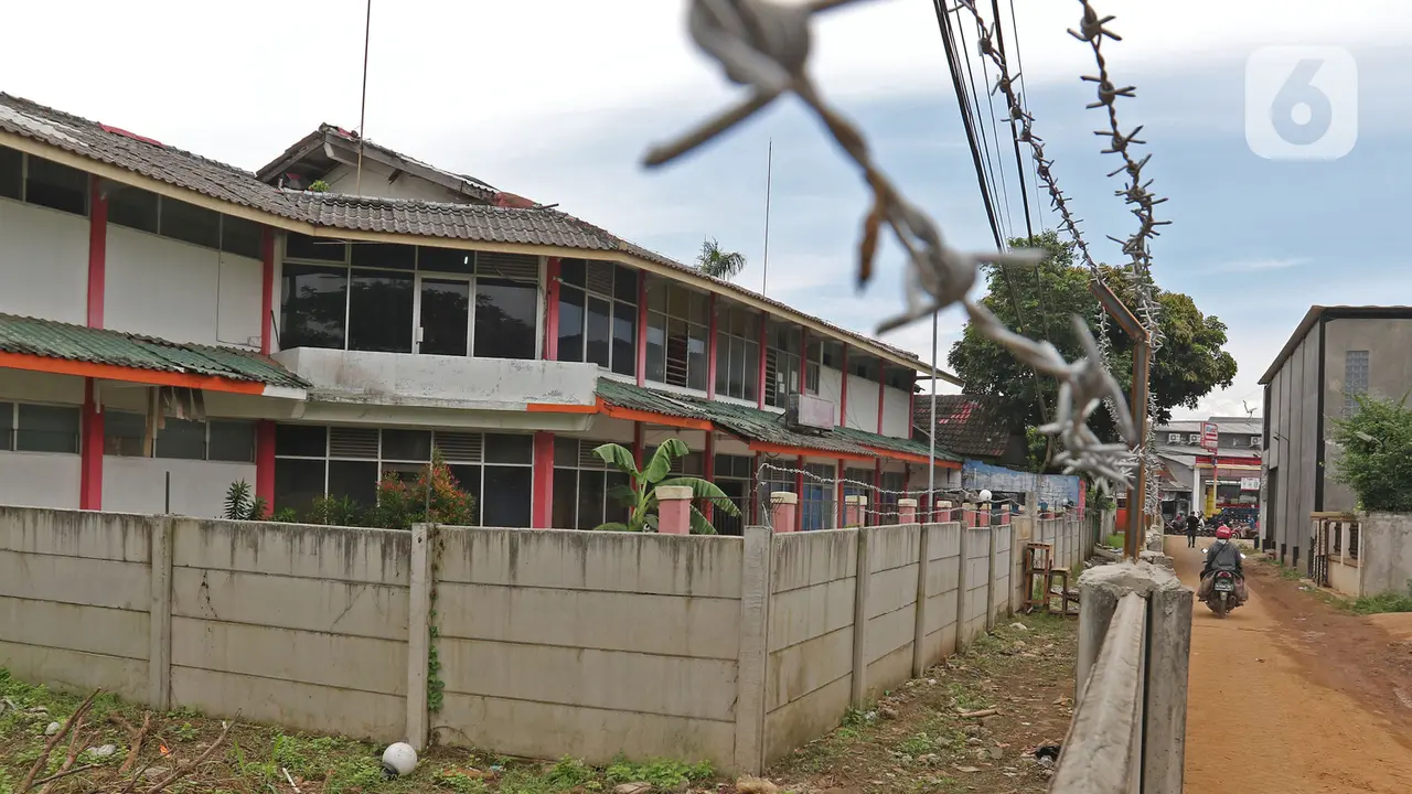 Perselihan Tanah, Akses Rumah Warga Ditutup Tembok