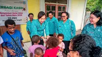 Sambut Momen Nataru, Tim Penggerak PKK Papua Tengah Berbagi dengan Ratusan Anak Panti Asuhan di Nabire