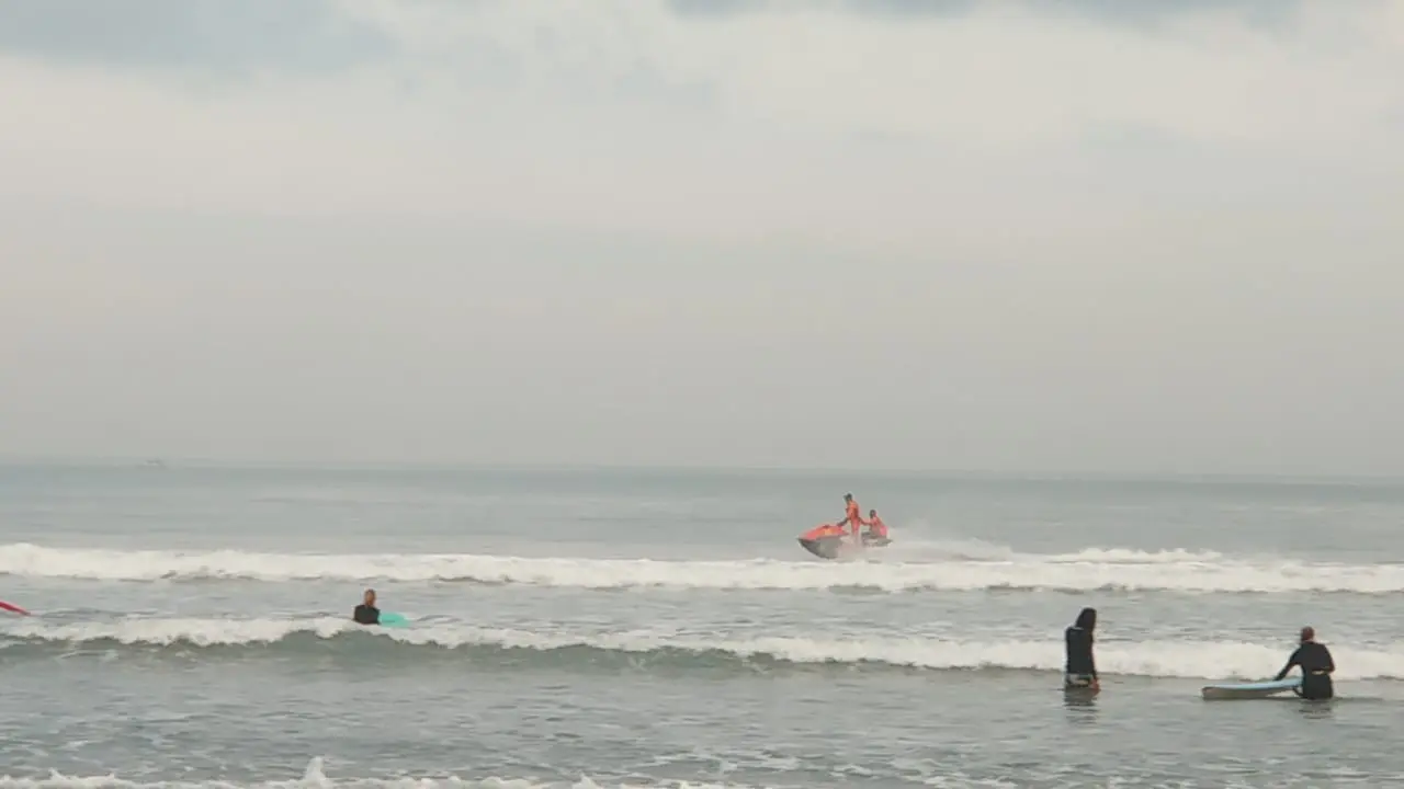Turis Yordania hilang di Pantai Double Six