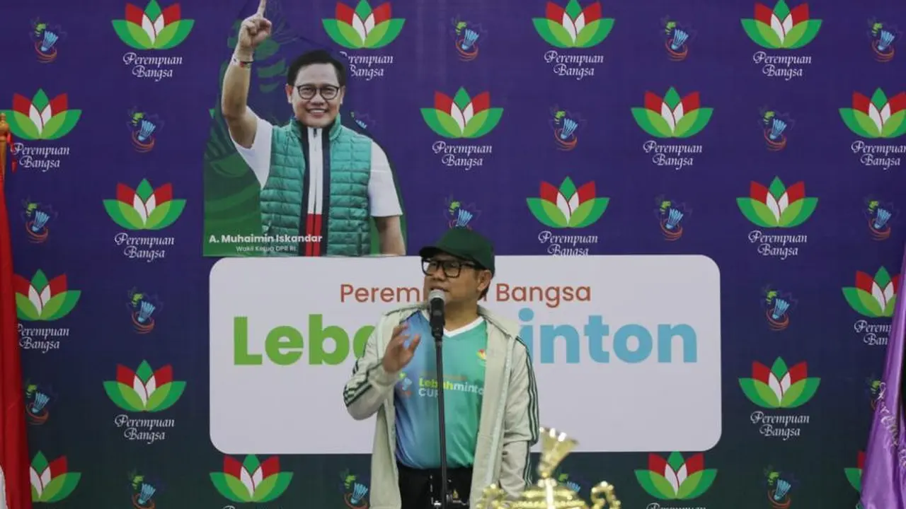 Badminton diharapkan terus mengukir prestasi mengibarkan merah putih di dunia internasional menjadi kebanggaan Indoensia. Demikian disampaikan Ketua Umum DPP Partai Kebangkitan Bangsa, Abdul Muhaimin Iskandar, membuka Turnamen Lebahminton Cup, di Jakarta,