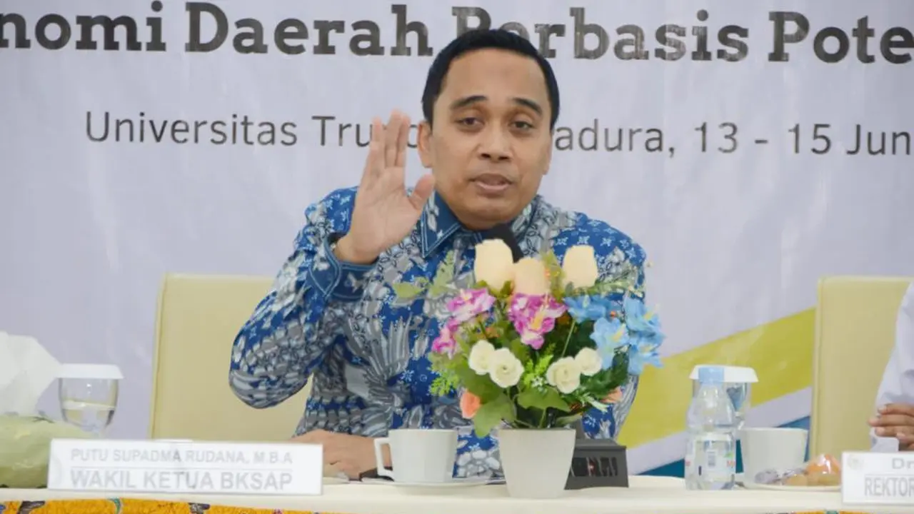 Wakil Ketua Badan Kerja Sama Antar Parlemen (BKSAP) DPR RI, Putu Supadma Rudana
