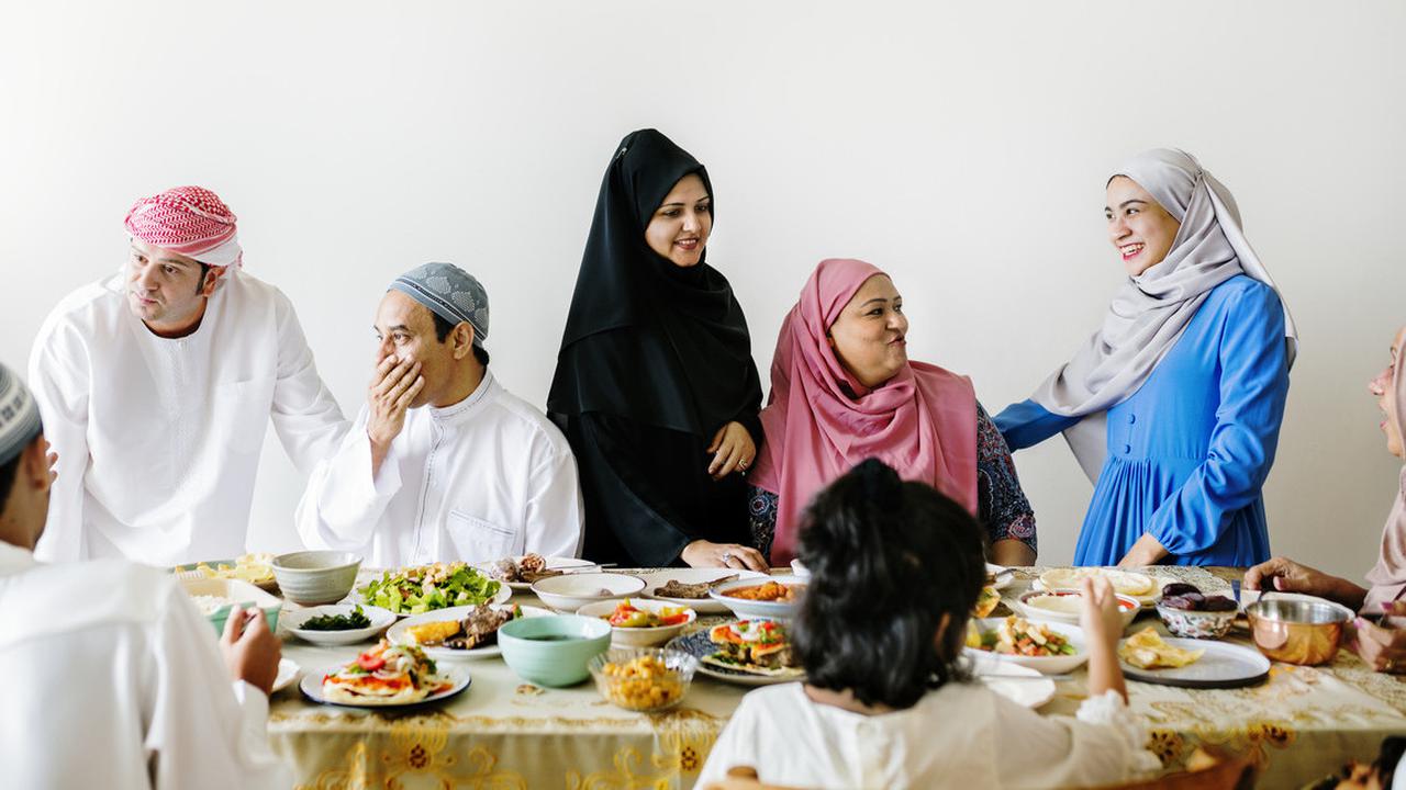 Makan Ketupat saat Lebaran Bikin Gemuk Badan? Ketahui Penjelasannya Berikut