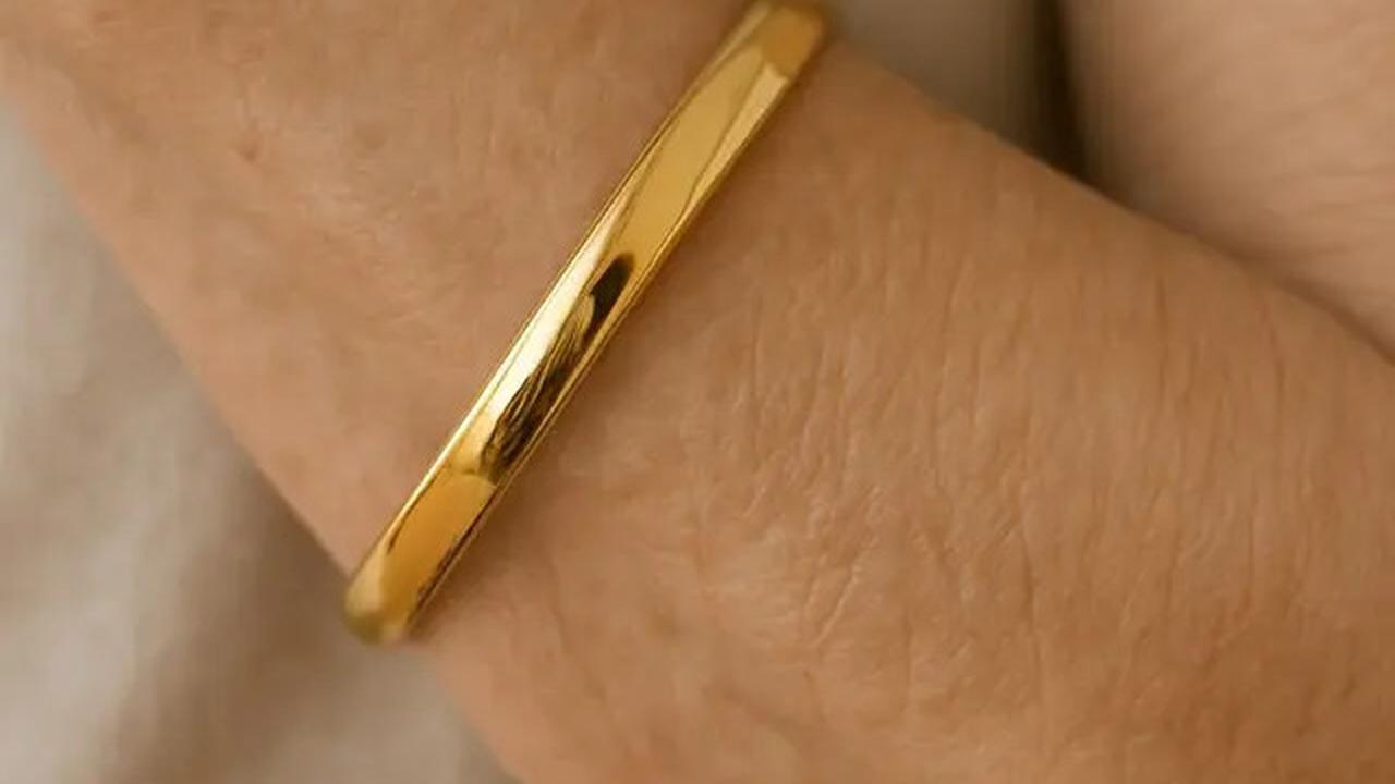 15 Model Gelang Emas untuk Usia 50 Tahun ke Atas, Pilihan Anggun dan Elegan di Segala Acara