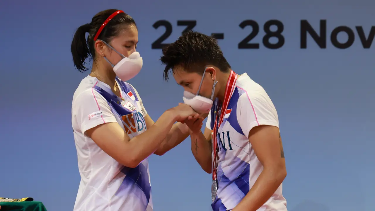 Foto: Puasa Gelar 13 Tahun Ganda Putri Berlanjut, Greysia / Apriyani Kandas di Final Indonesia Open 2021