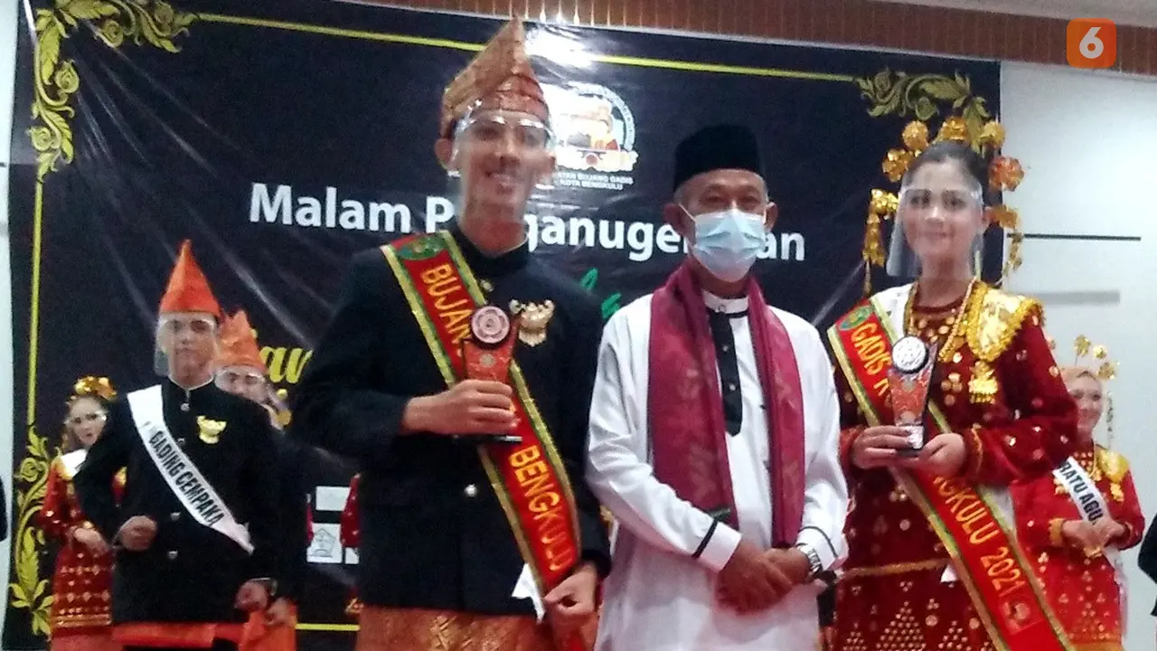 Mahasiswi FH Unib Sabet Gelar Putri Intelegensia Dengan Konsep Pariwisata Terpadu