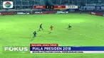 Dua kesebelasan saling menyerang untuk memenangkan pertandingan dan memastikan langkah mereka lolos ke delapan besar.