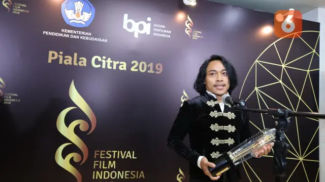 7 Potret Muhammad Khan, Pemenang FFI 2019 yang Pesannya di Balas Shah Rukh Khan